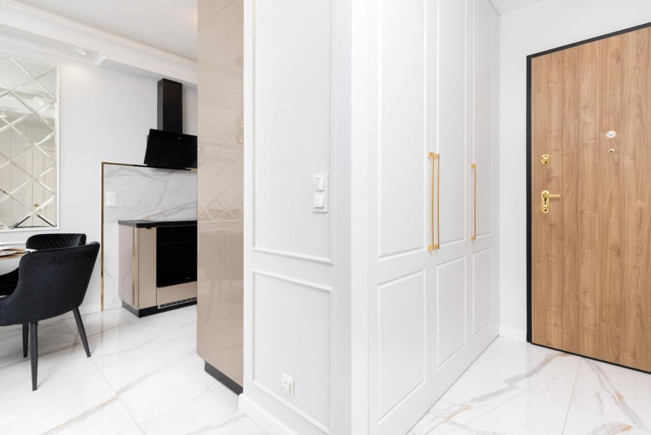 Plac Unii Apartment Gdynia Srodmiescie By Renters Prestige Exteriör bild